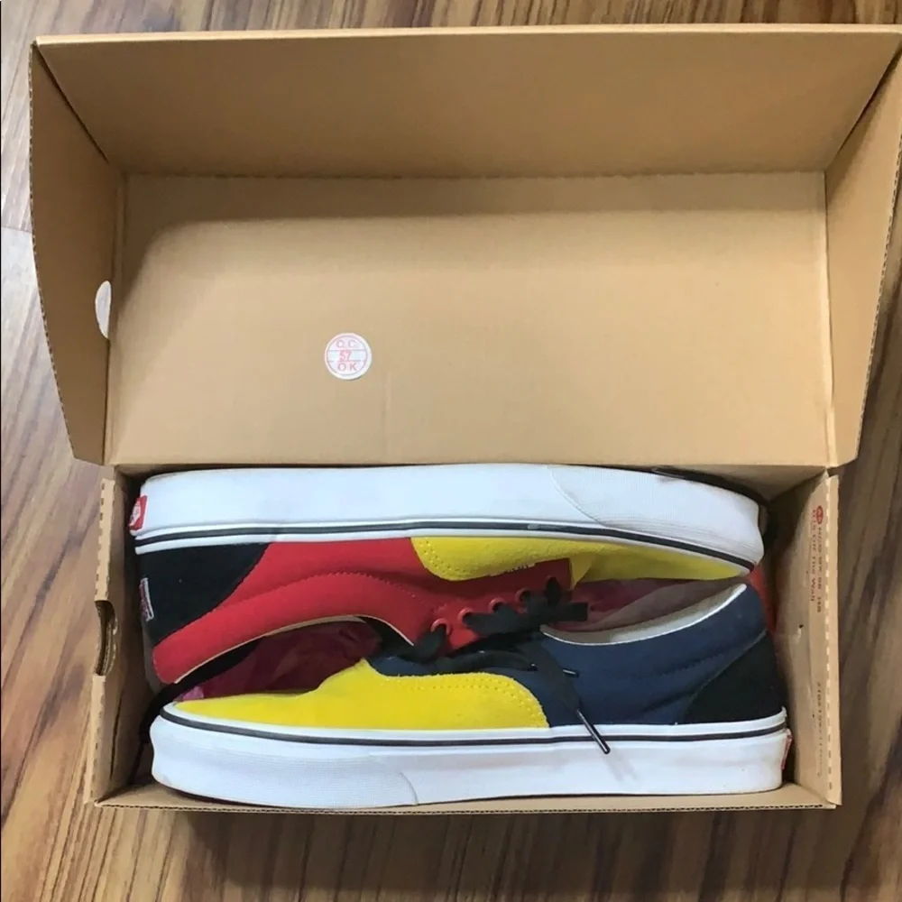 Unisex Vans Off The Wall Multi Color (8.5M-10W)